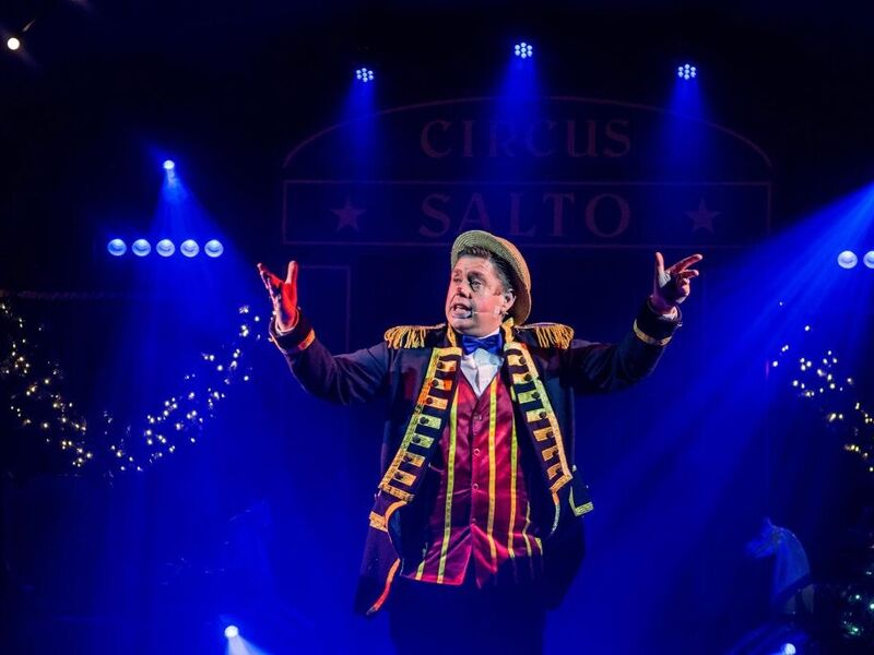 sanders-kerstcircus-salto